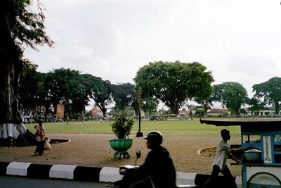 De alun-alun van Wonosobo, nog onaangetast.