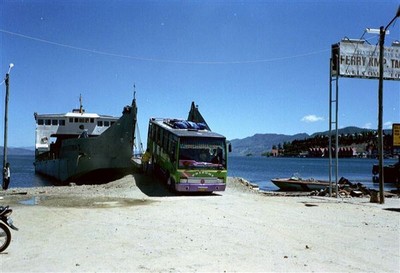 Ook een bus voer mee.