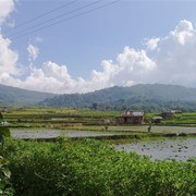 Prachtige landschappen op de weg van Bukittinggi naar het meer van Maninjau.    