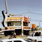 McDonald's op z'n Elvis.